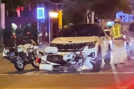 Thuc hu vu xe dac chung cua CSGT TP.HCM bi tai xe oto tong do hinh anh