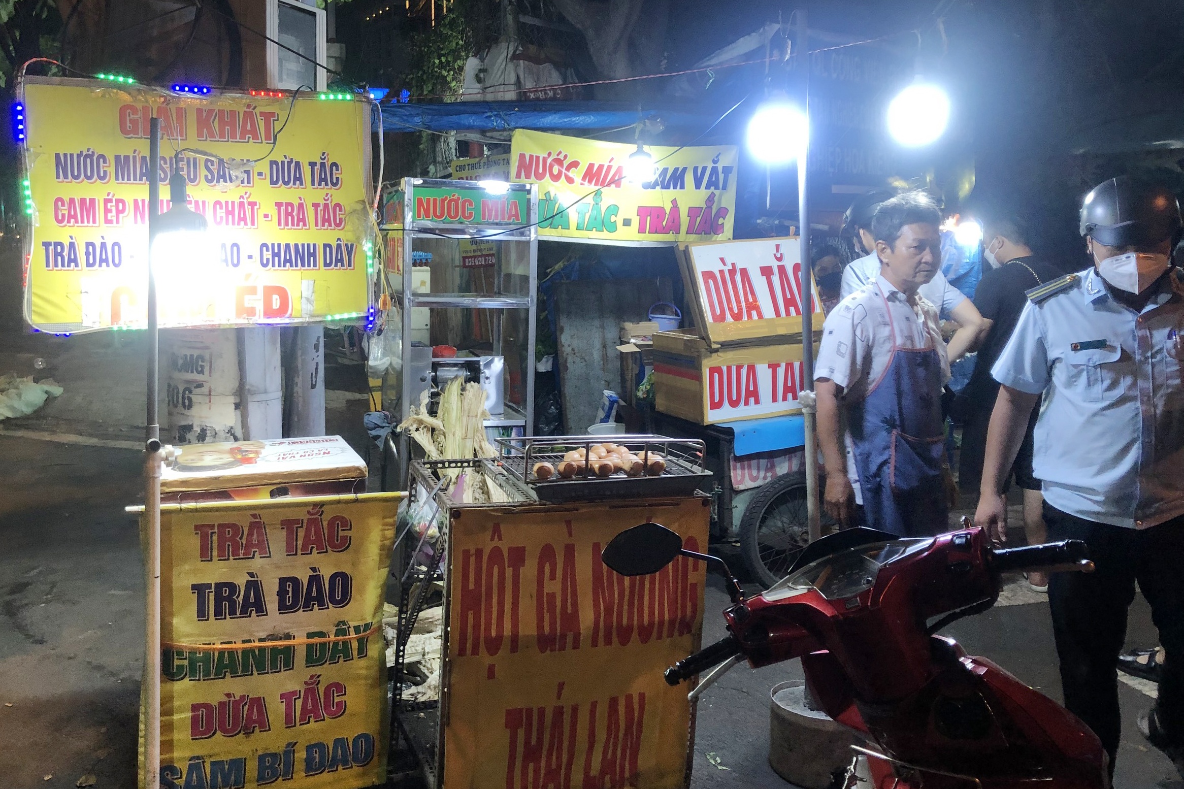 Lap chot, tuan tra o cong vien Gia Dinh de ngan hang rong hinh anh