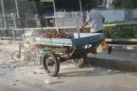 dot xe ban hang rong anh 1