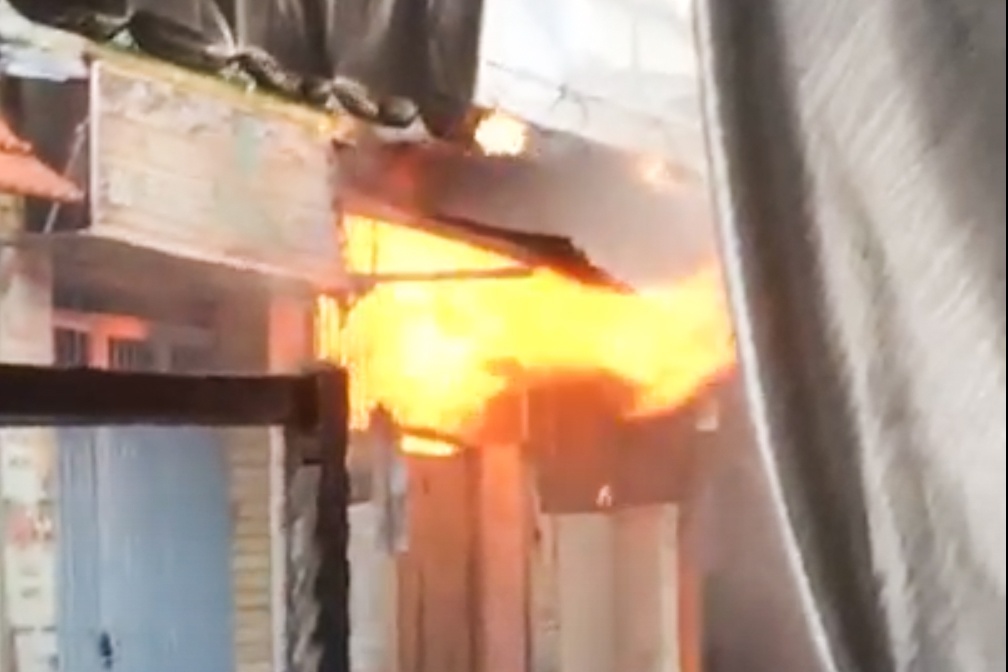 Hoa hoan thieu rui xuong gia cong ghe sofa o TP.HCM hinh anh