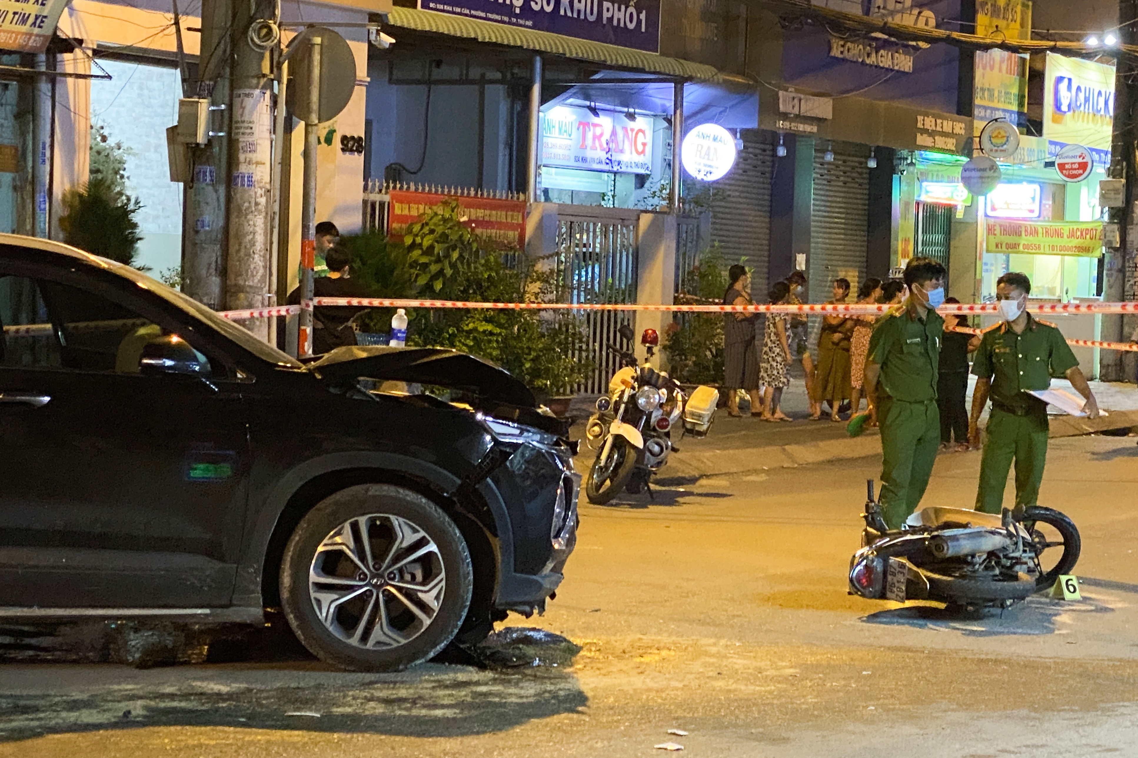 oto tong nhieu xe may o Thu Duc anh 1