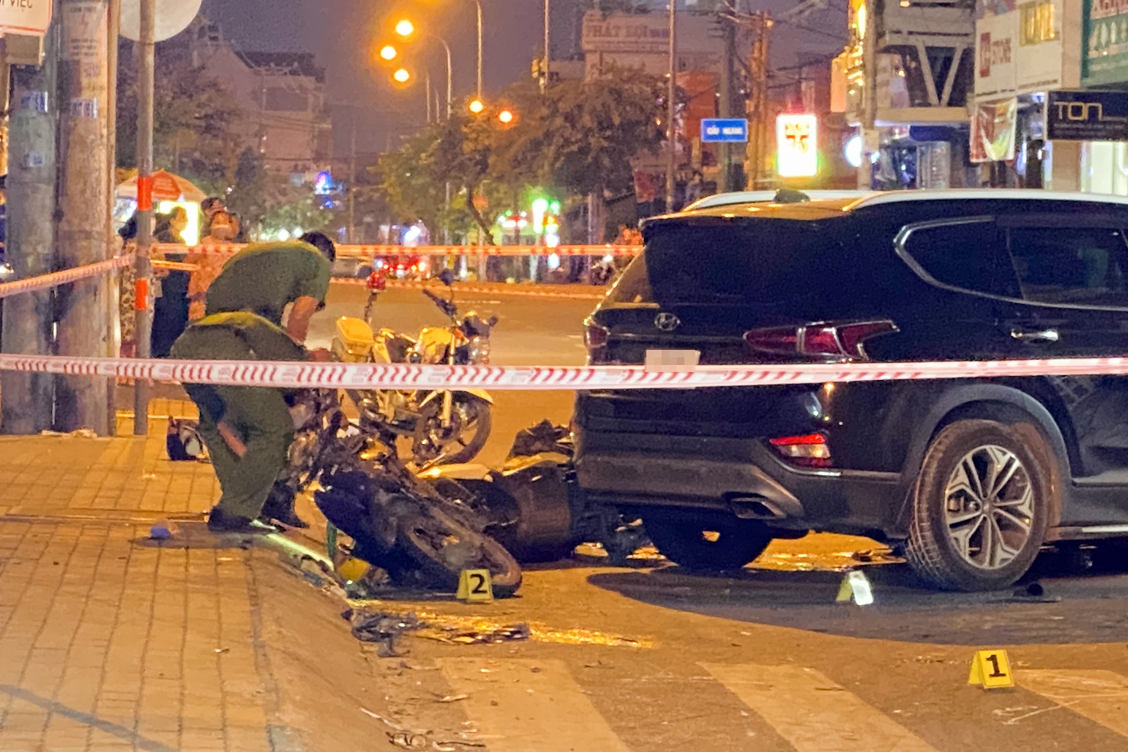 oto mat lai tong loat xe may anh 7