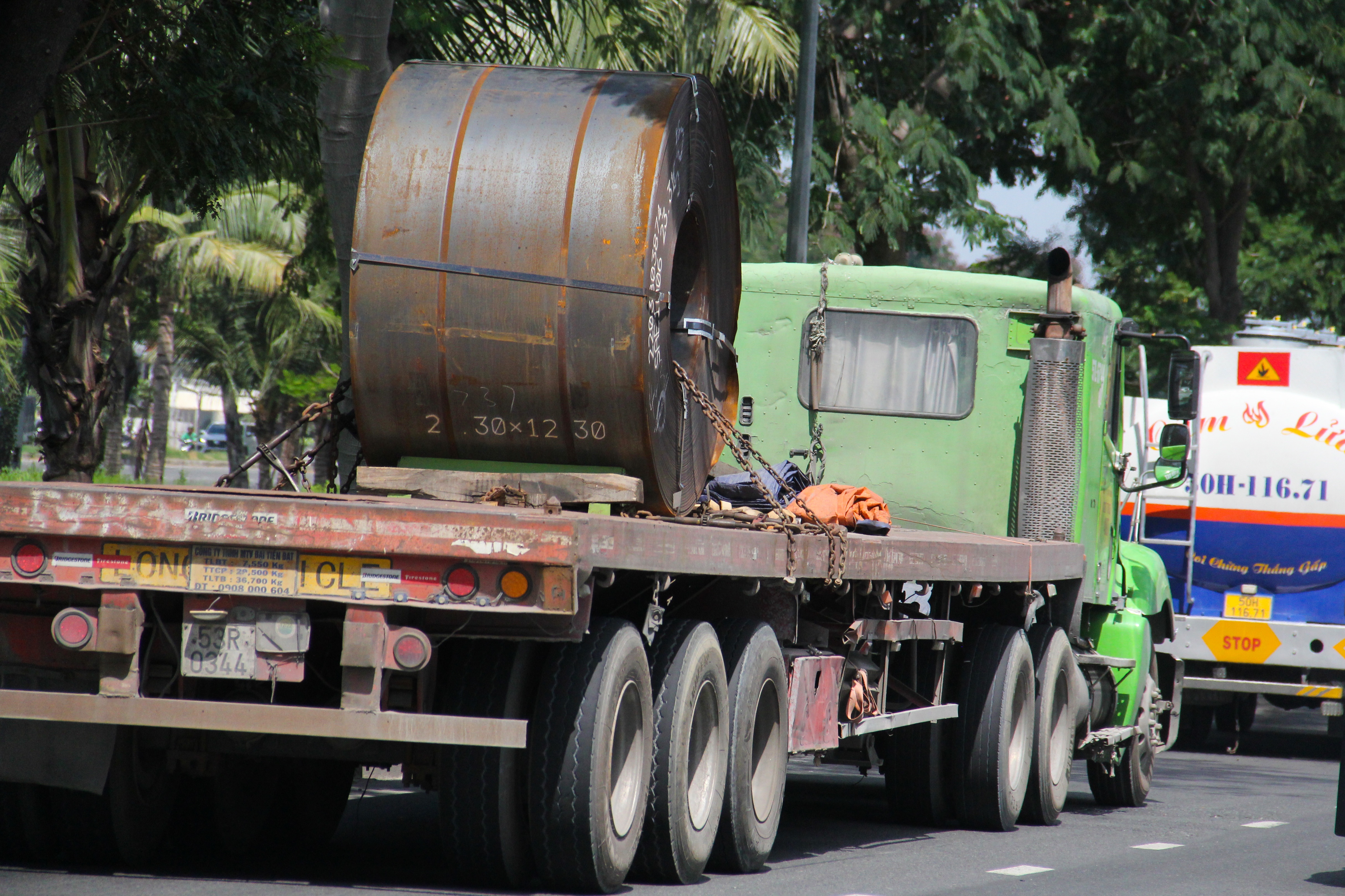 Xu phat xe cho cuon thep anh 9