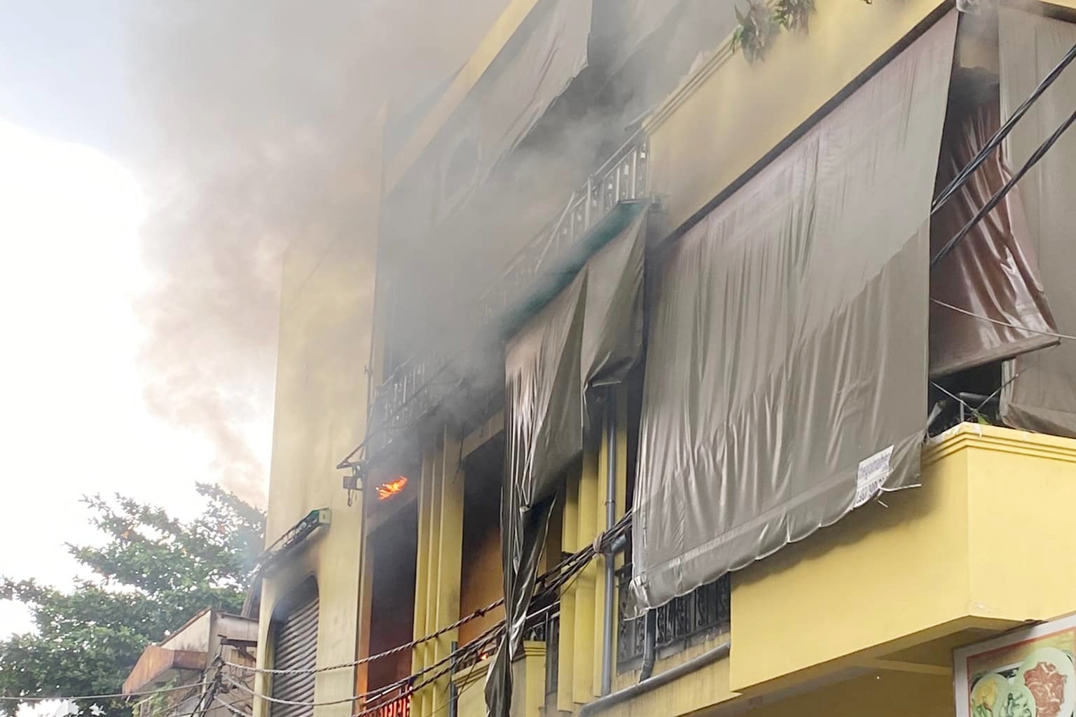 Chay quan an o TP.HCM, nhieu nguoi thao chay hinh anh