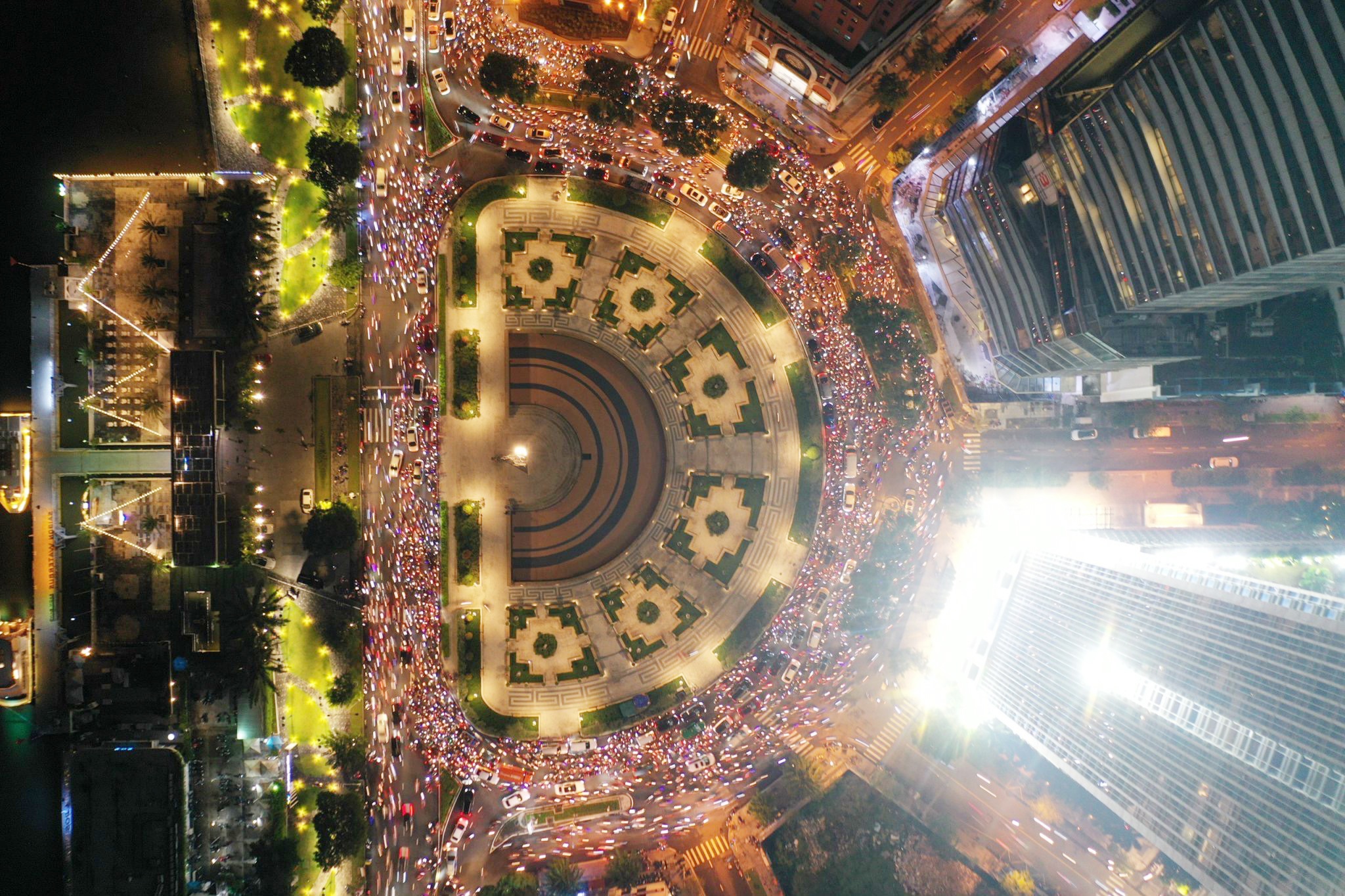 di bao bong da anh 2