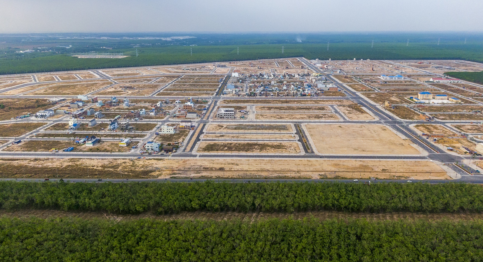 Co ban hoan thanh giai phong mat bang san bay Long Thanh giai doan 1 hinh anh