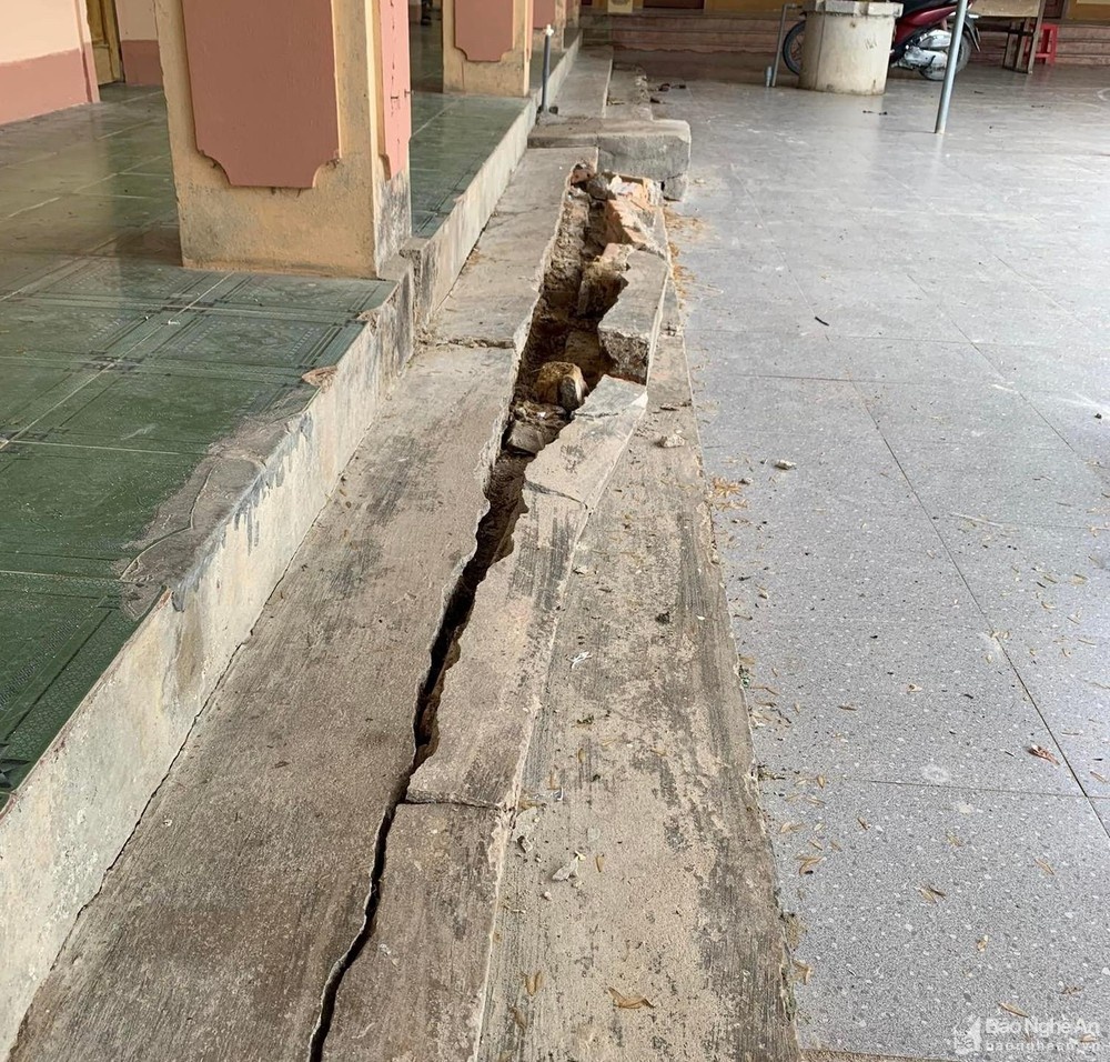 sut lun dat o Nghe An anh 8