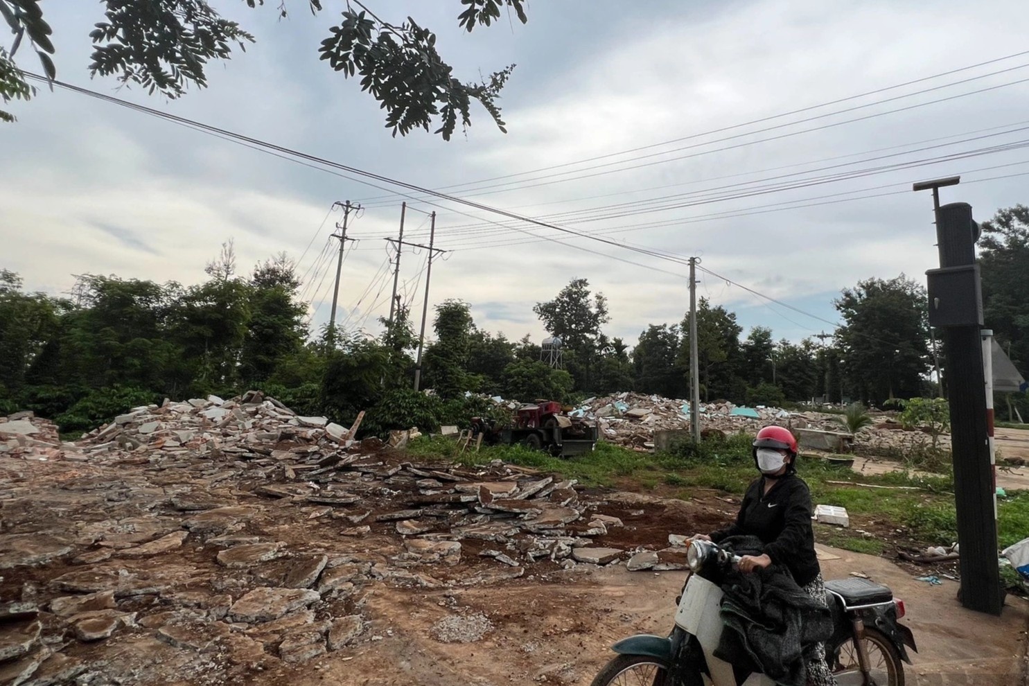 Cuong che 64 can nha xay trai phep de don dau quy hoach hinh anh