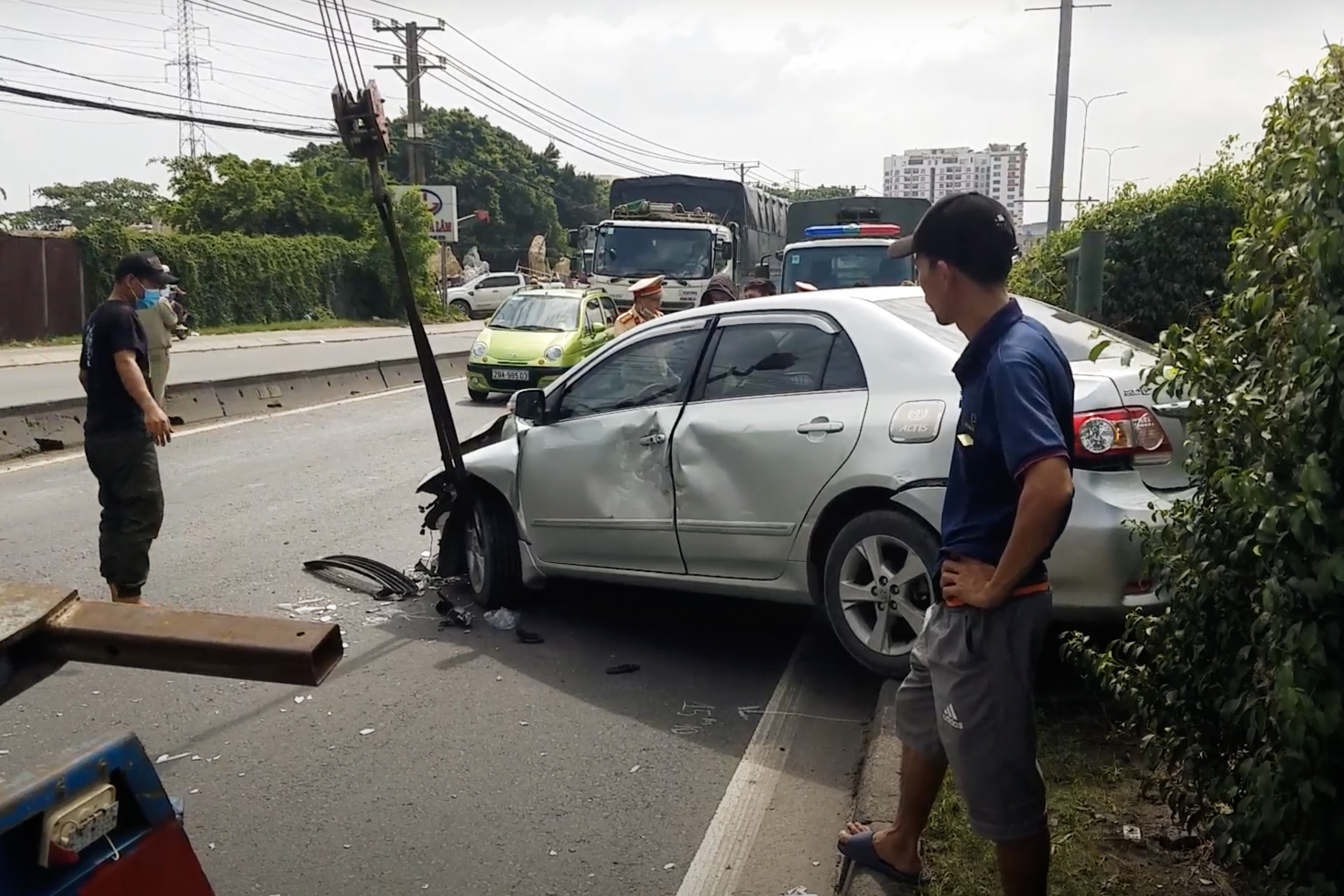 tai nan tren quoc lo 1 anh 1