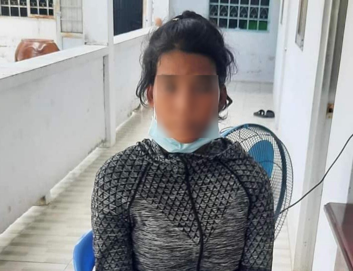 Thieu nu vo nhay cau tu tu de truc loi hinh anh