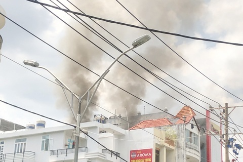 Chay nha 3 tang o trung tam TP.HCM hinh anh