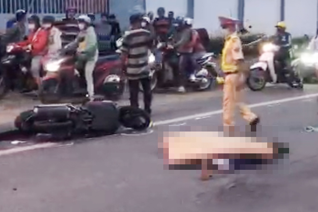 Nam thanh nien bi xe 16 cho tong tu vong tren quoc lo 1 hinh anh