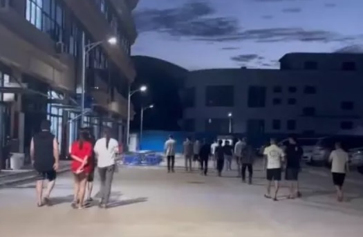 lam viec o campuchia anh 4