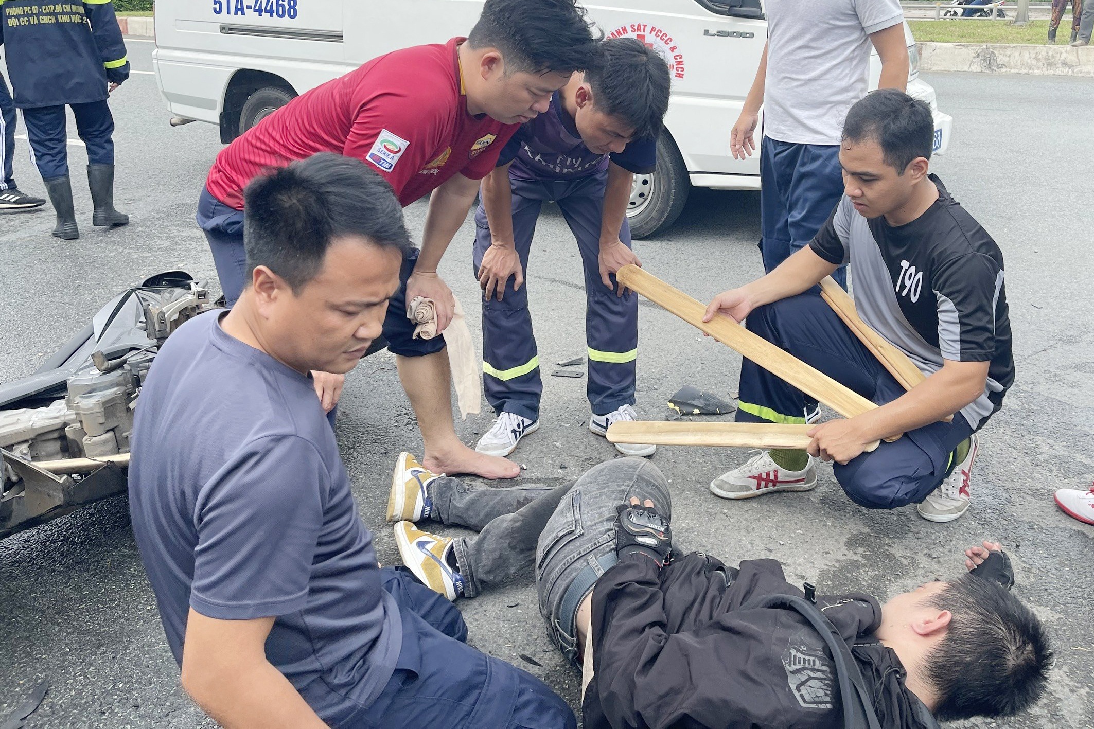 canh sat cuu nguoi anh 1