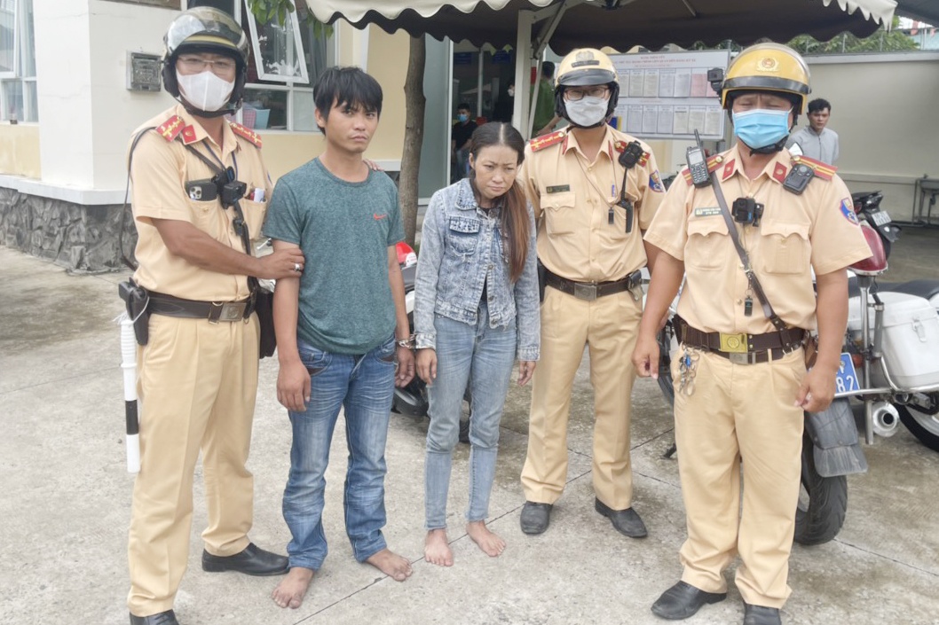 CSGT bat trom xe may anh 2