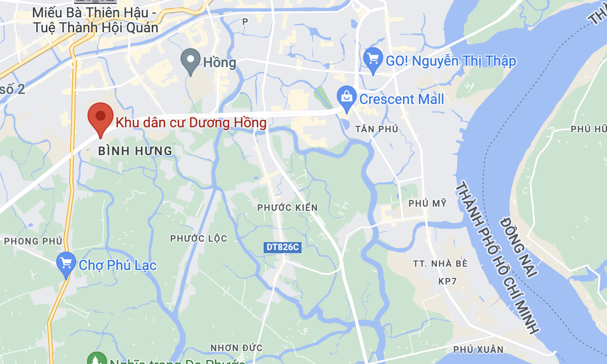 oto bien xanh gay tai nan anh 2