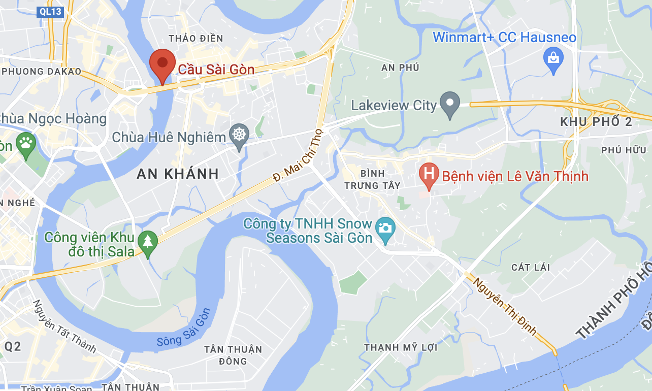 chay oto vao lan xe may anh 2