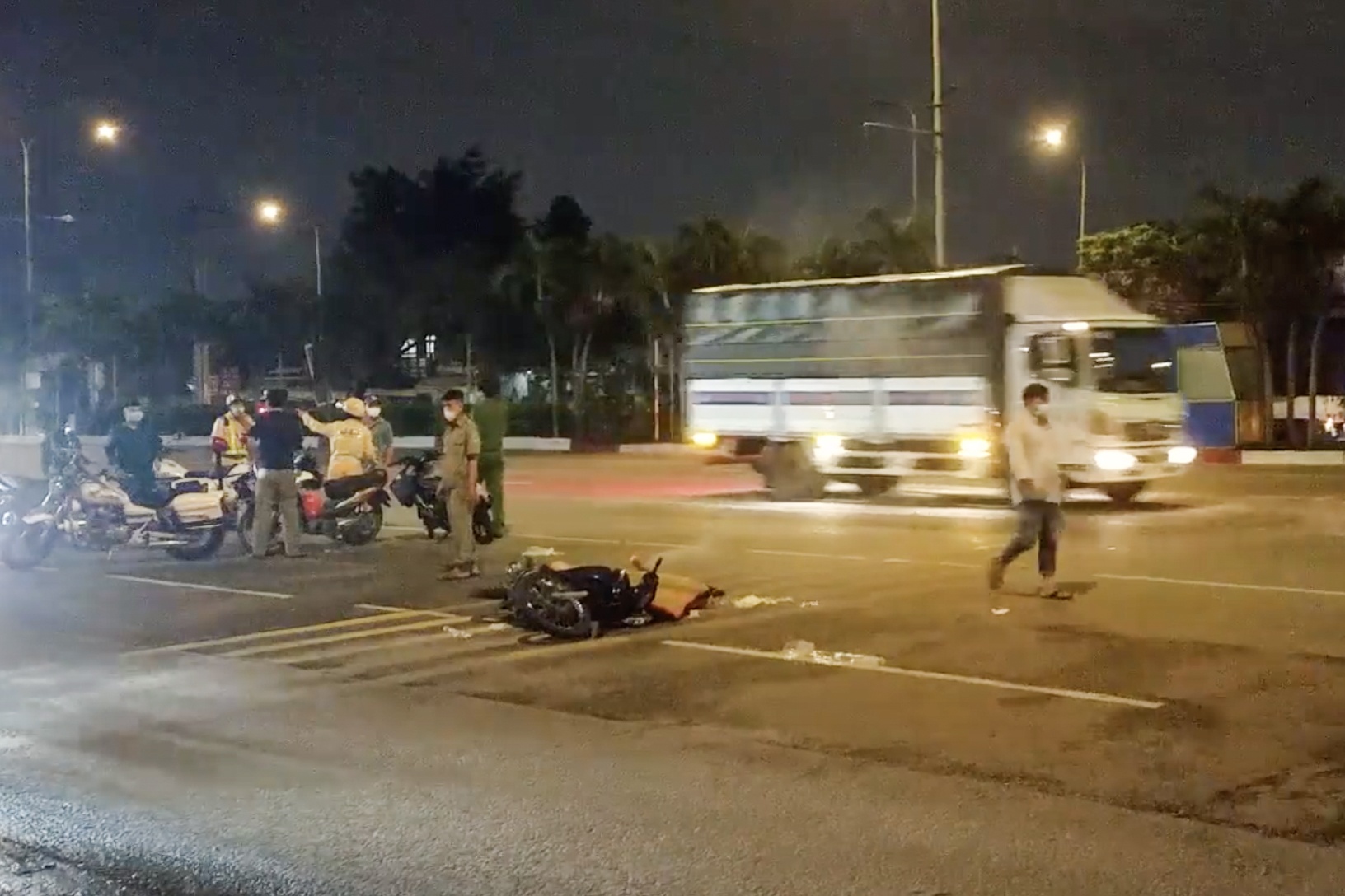 tai nan quoc lo 1 anh 1