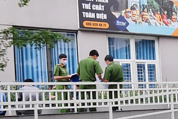 Co gai thiet mang khi roi tu tang cao chung cu o TP.HCM hinh anh