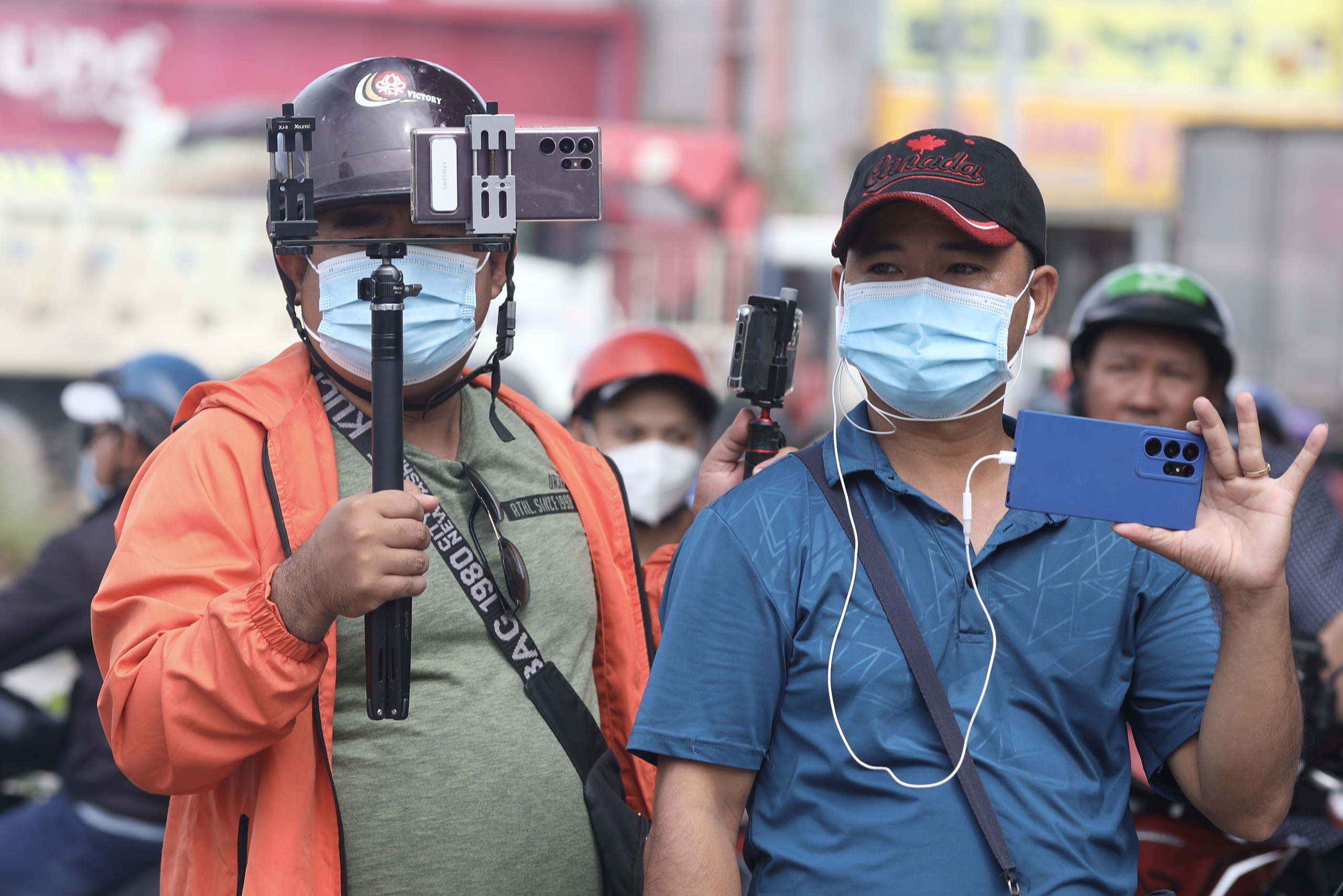 chay karaoke An Phu anh 3