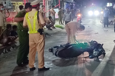 Nam sinh lop 10 bi xe can tu vong tren duong di hoc ve hinh anh