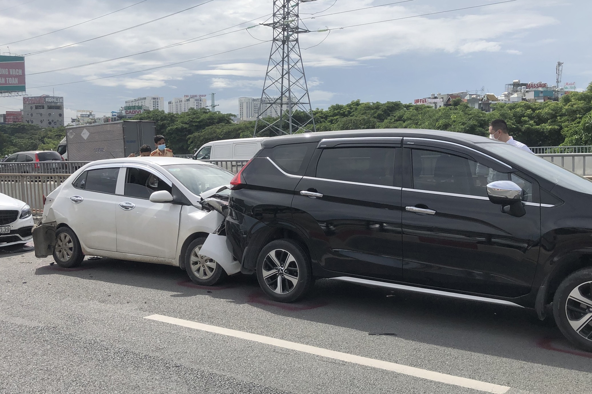 tai nan lien hoan anh 1