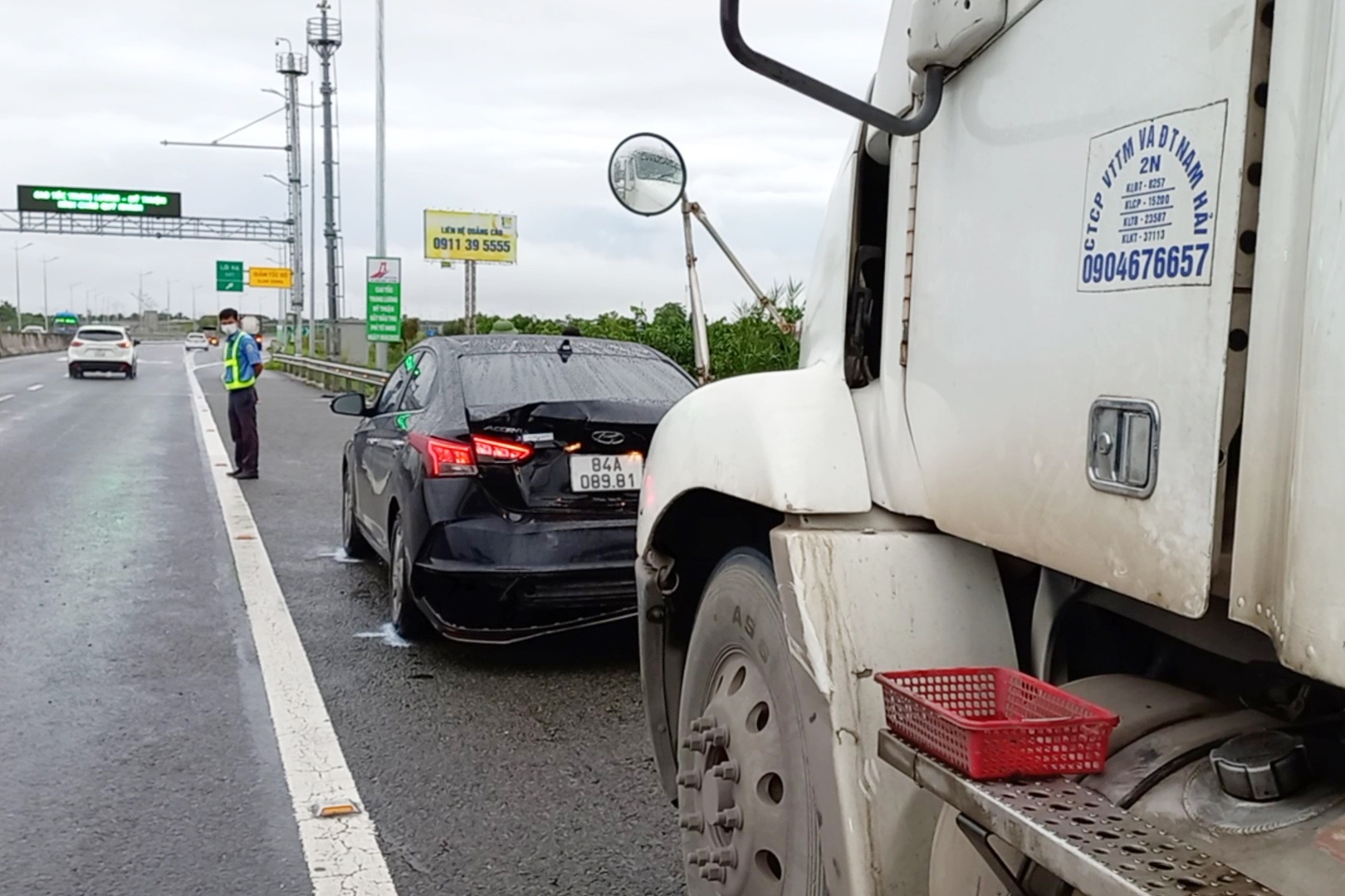 tai nan lien hoan anh 1