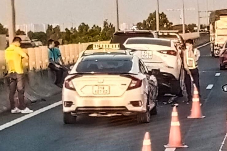 tai nan lien hoan anh 1