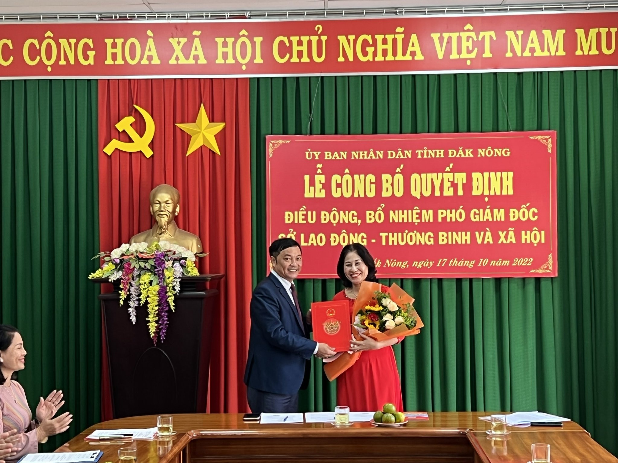 thoi viec sau bo nhiem anh 1