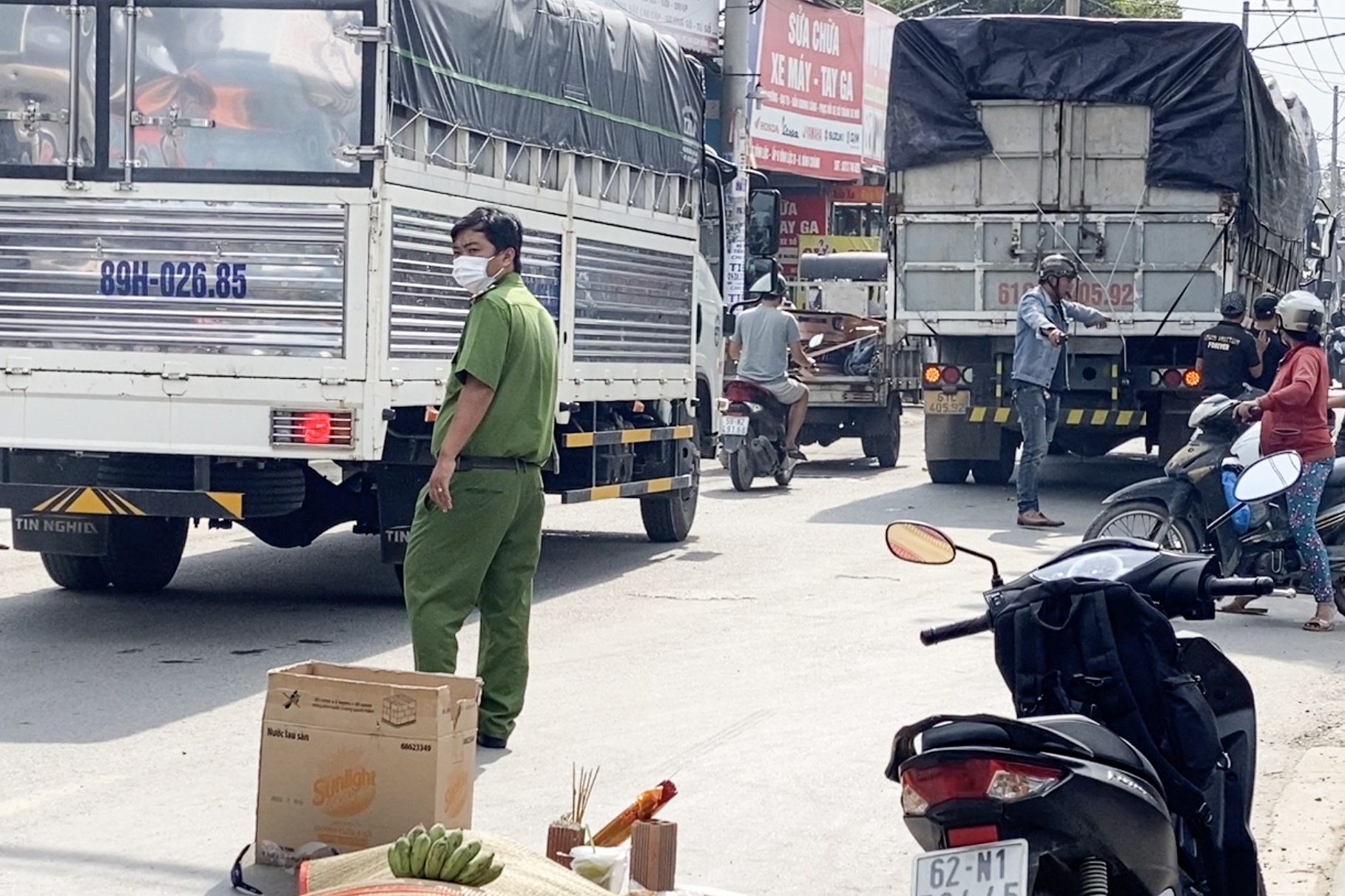 Hien truong vu nam sinh vien bi xe tai can o TP.HCM hinh anh