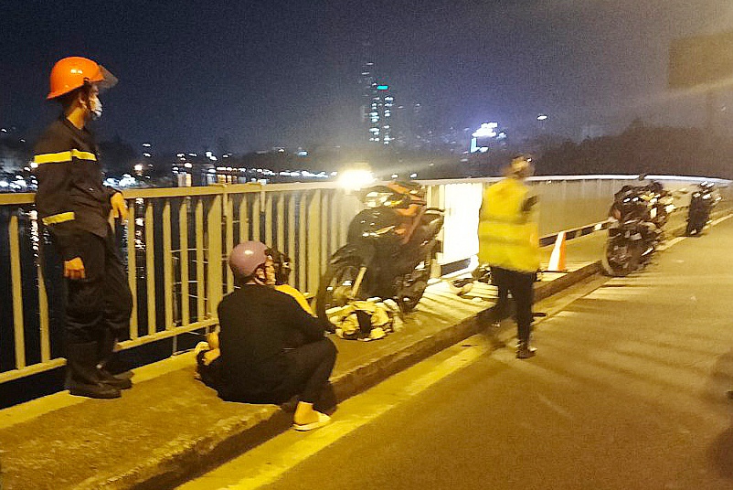 nhay cau Binh Trieu anh 1