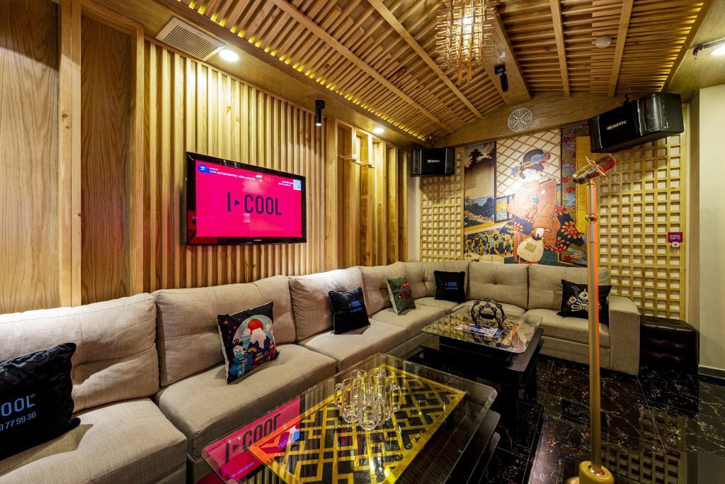 xu phat karaoke anh 1