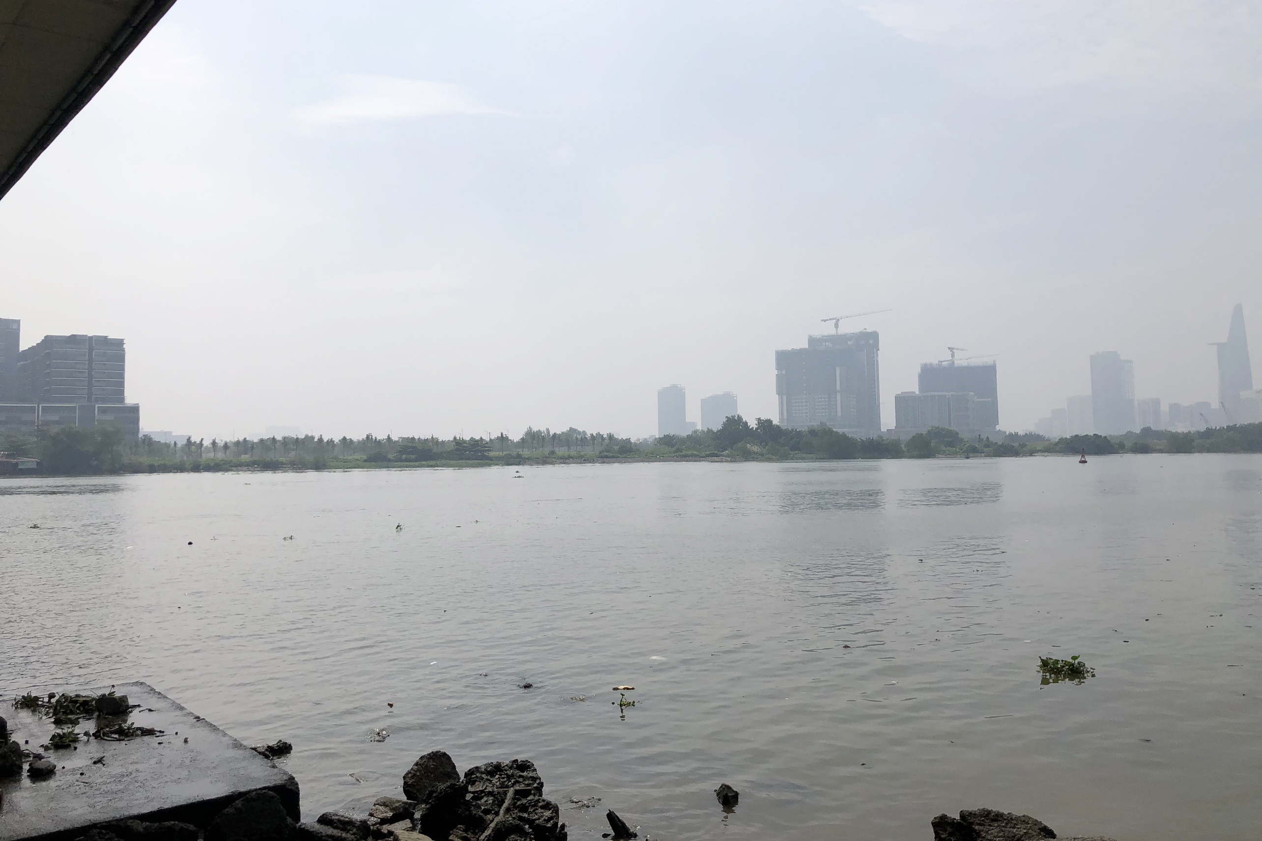 nhay cau Thu Thiem anh 1