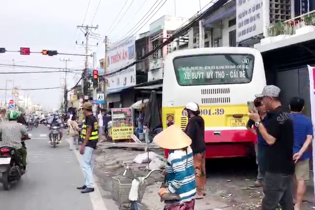 tai nan xe buyt anh 1