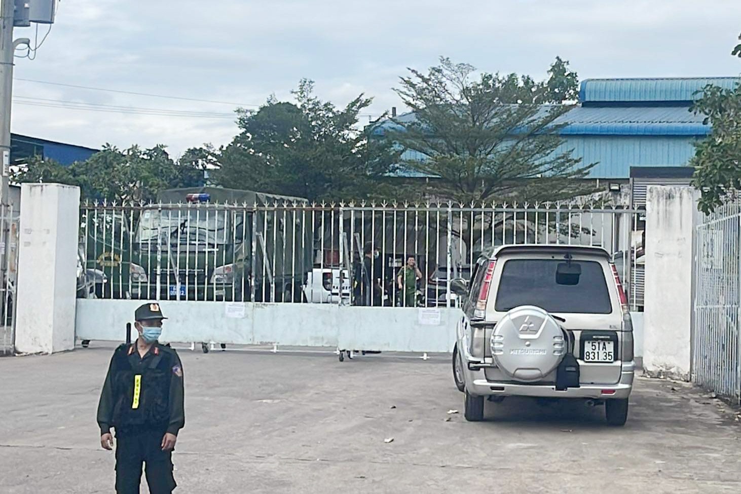 Hai trung tam dang kiem o Dong Nai ngung hoat dong sau khi bi kham xet hinh anh