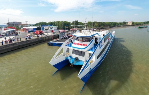 Pha bien Can Gio - Vung Tau hoat dong xuyen Tet Nguyen dan hinh anh