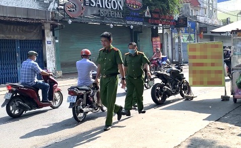 Nghi an chong truy sat vo roi tu tu hinh anh
