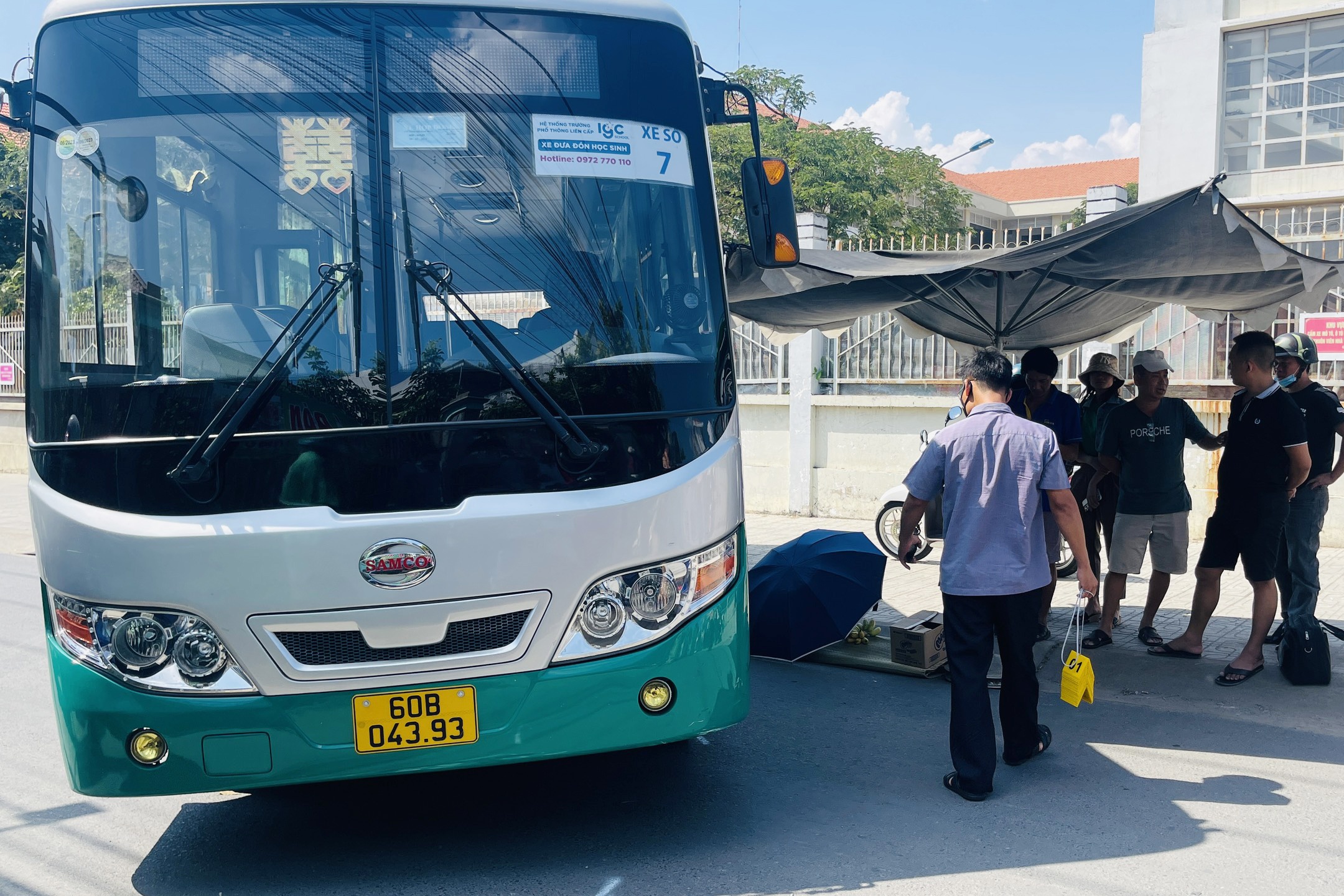 xe can hoc sinh anh 3