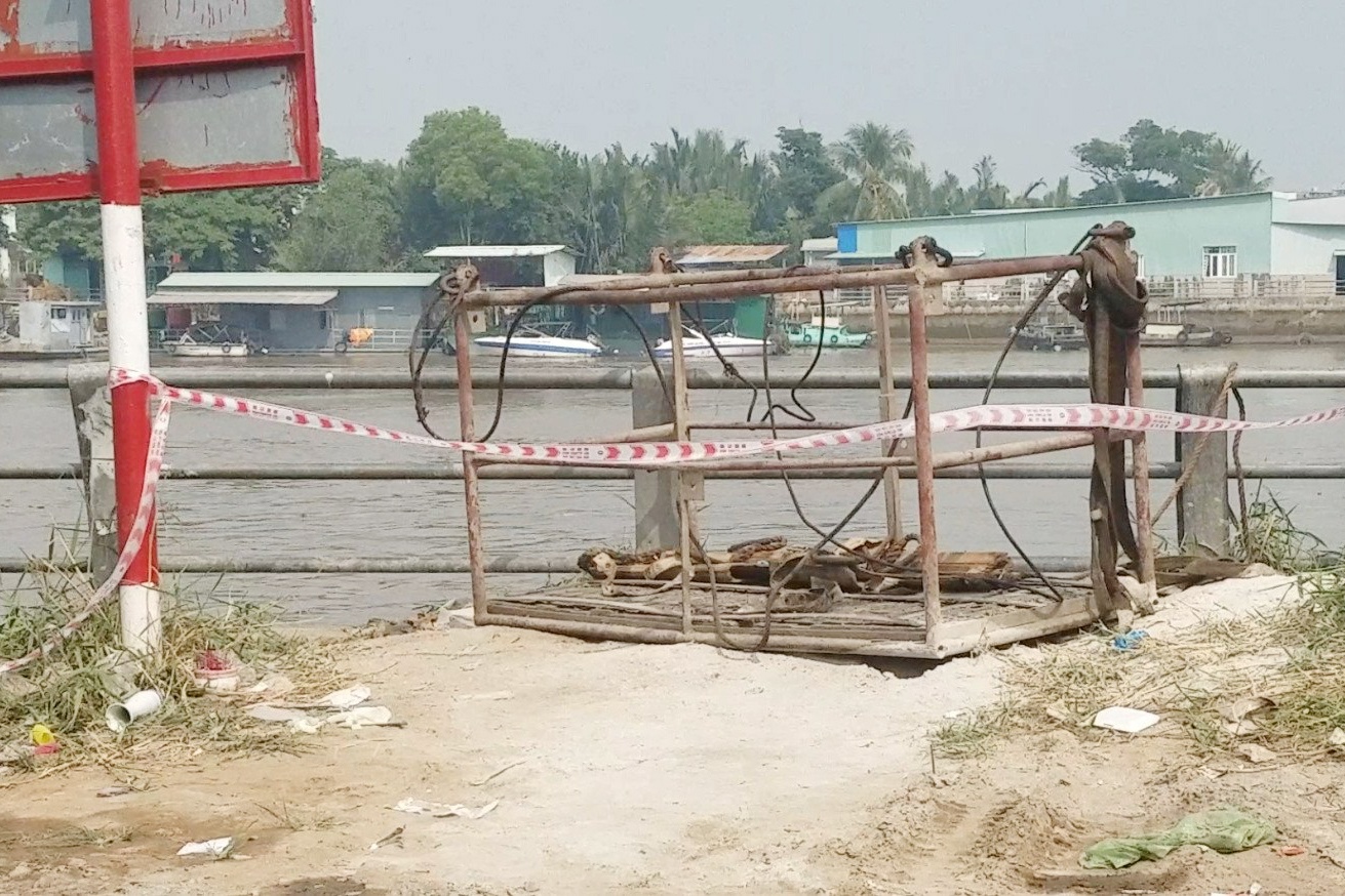 Tai nan o cong trinh tren song Soai Rap, mot nguoi chet hinh anh