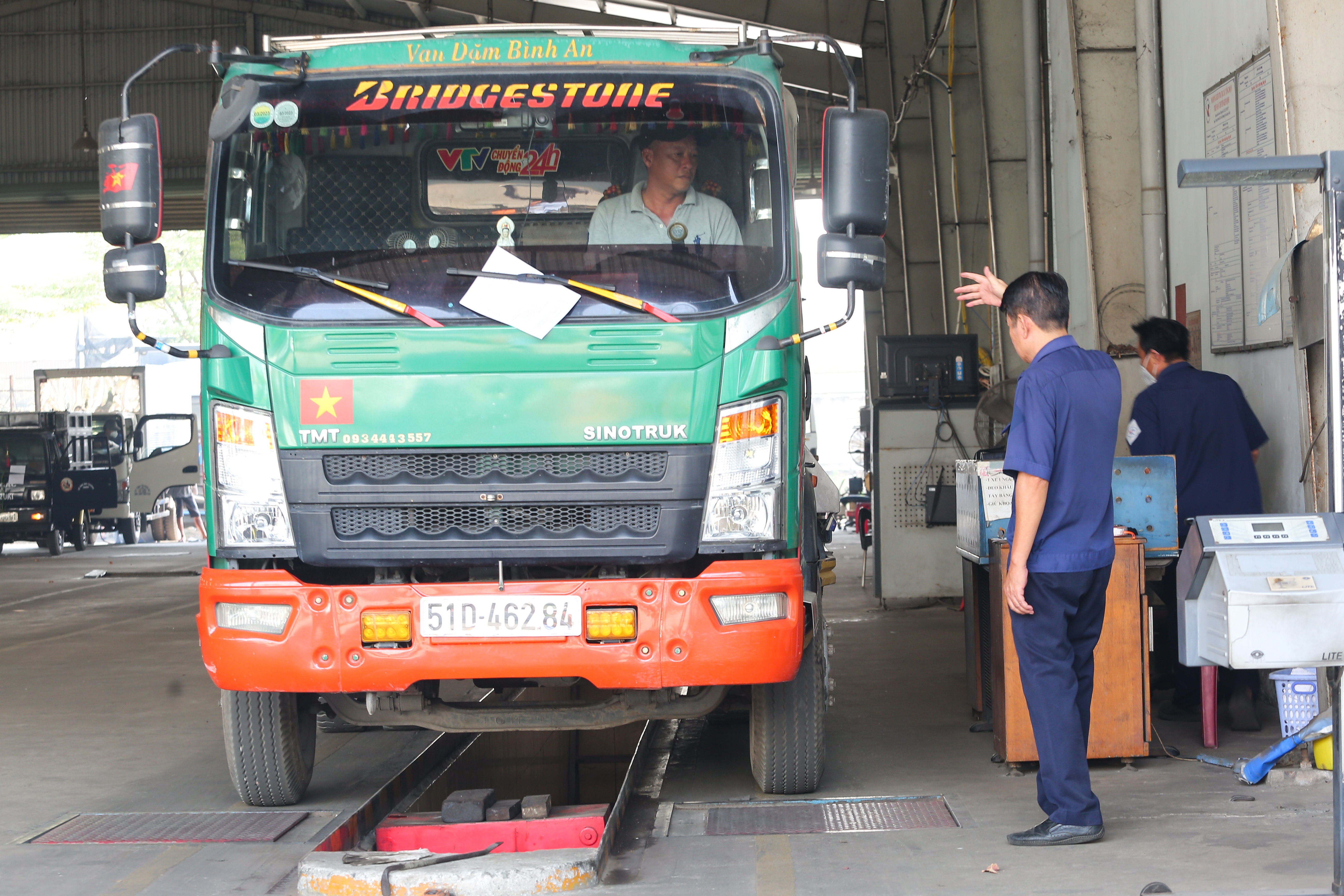 dang kiem o TP.HCM anh 4