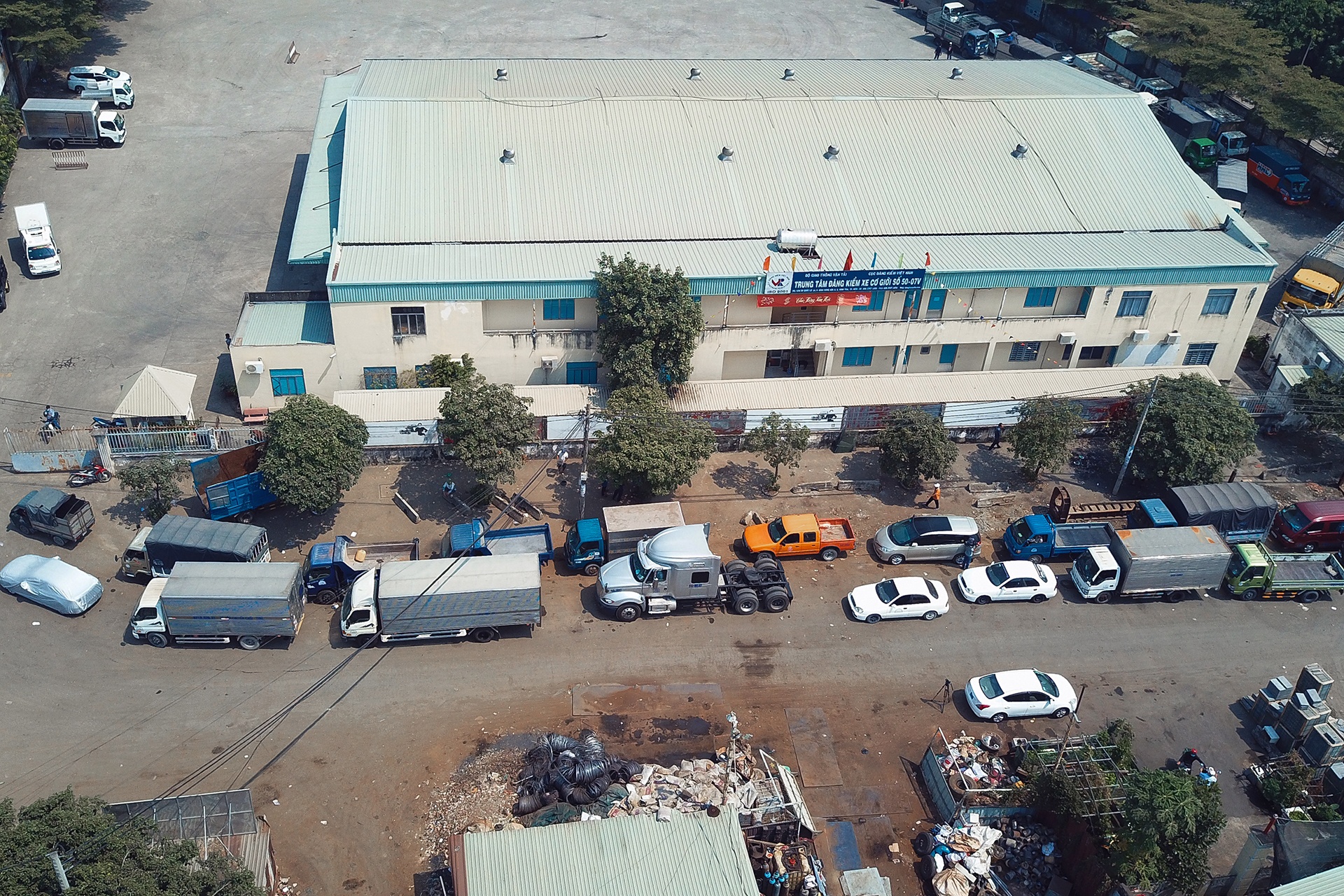 dang kiem o TP.HCM anh 7