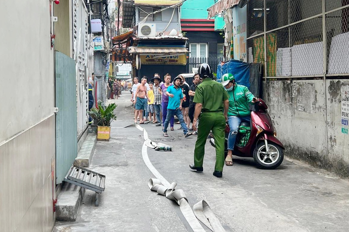 chay noi kho thit anh 1