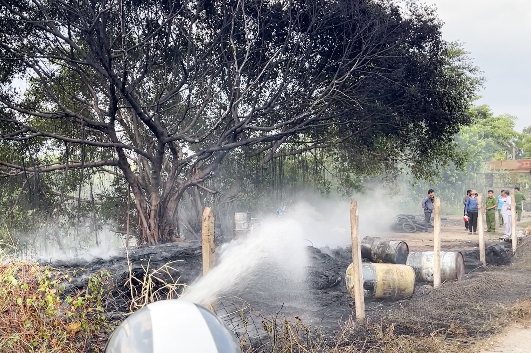 chay bai lop xe anh 1