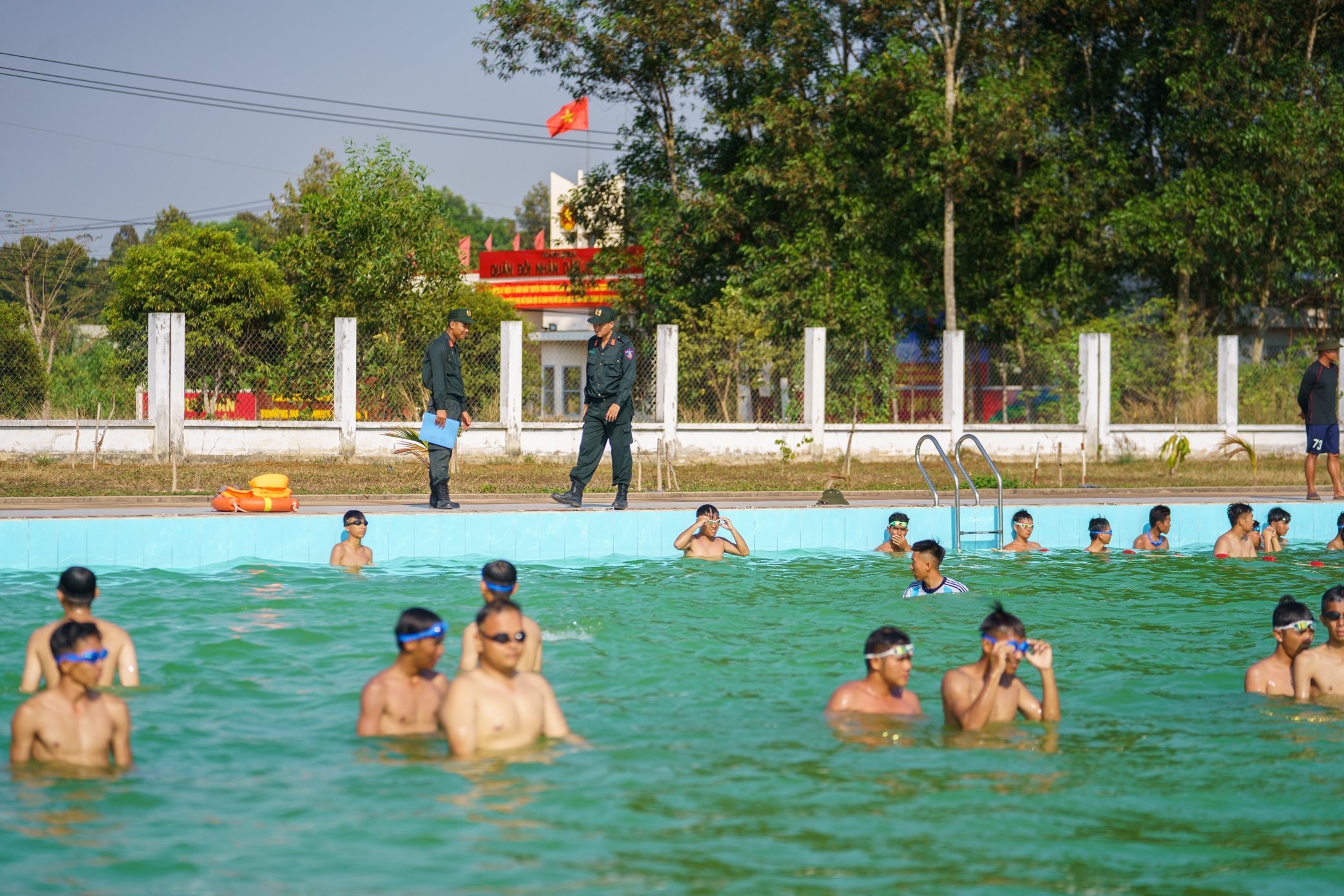 Huan luyen CSCD anh 9