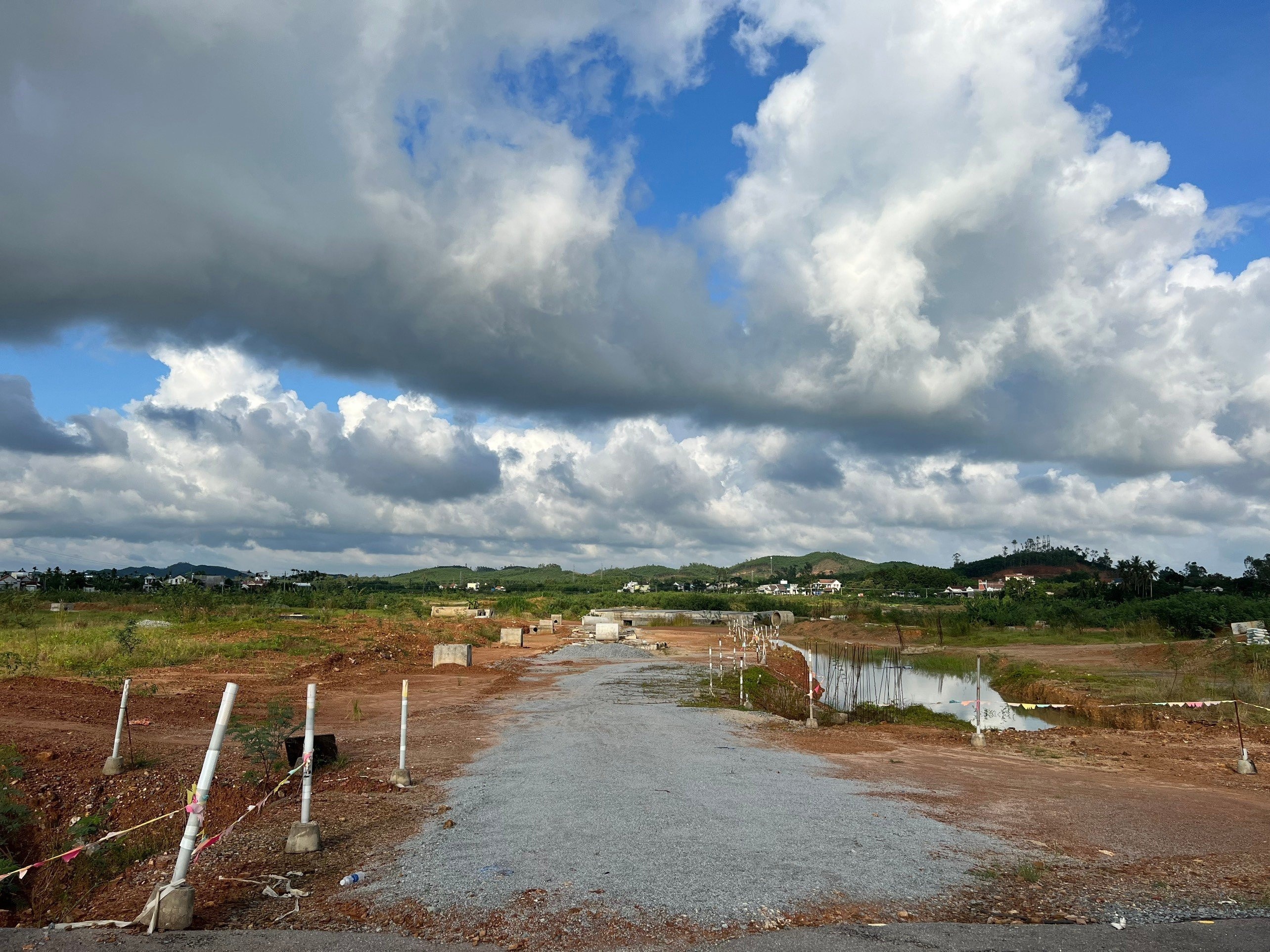 chiem dat nong nghiep anh 1