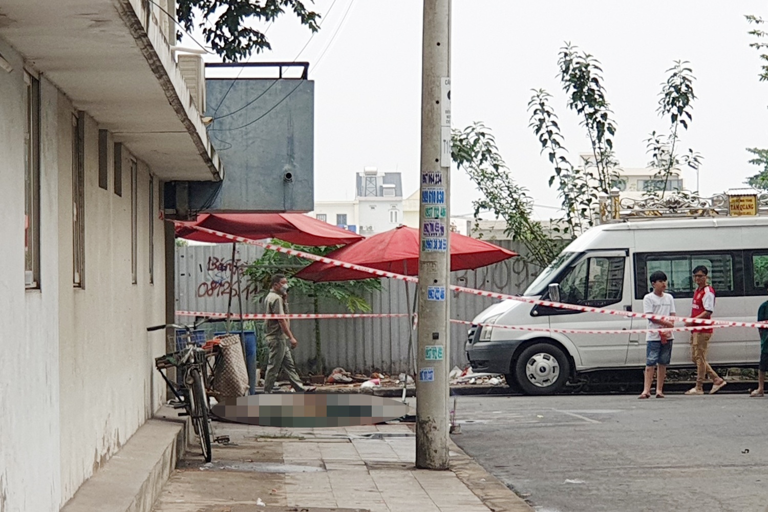 Nguoi dan ong tu vong khi roi lau chung cu o Binh Duong hinh anh