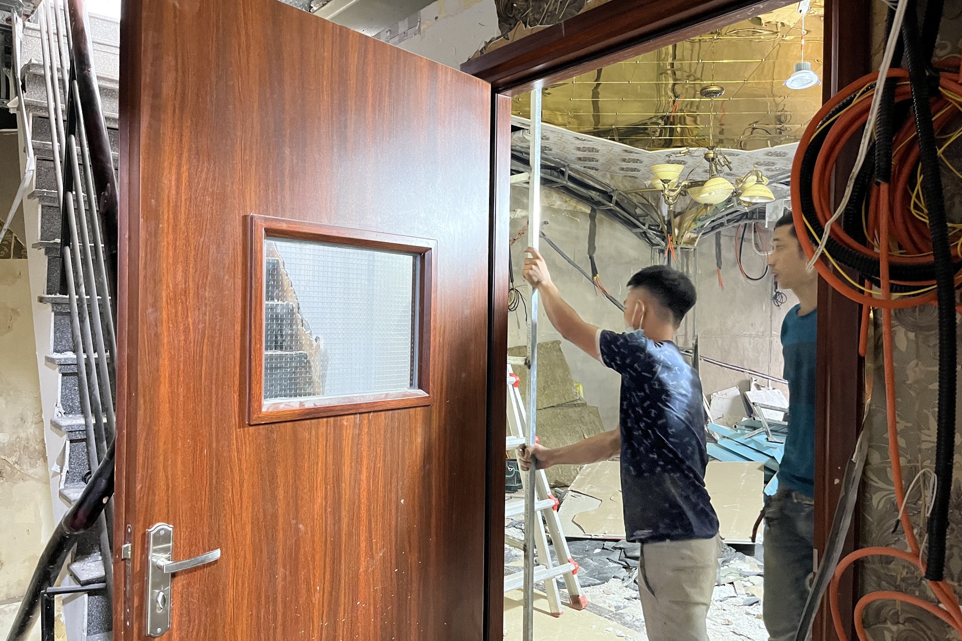 Cong trinh xay dung vi pham PCCC do don vi tu van thieu nang luc hinh anh