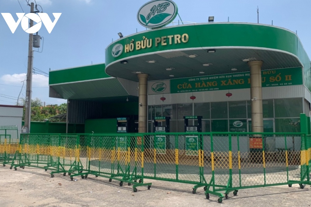 Hon 100 cay xang o Binh Duong ngung hoat dong, nguoi dan gap kho hinh anh