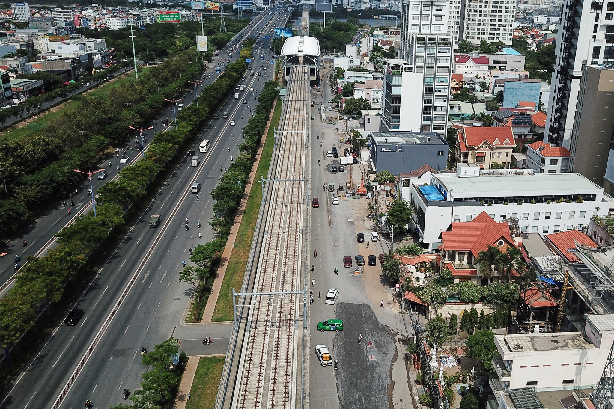 Cap tap xay dung duong Song Hanh xa lo Ha Noi hinh anh