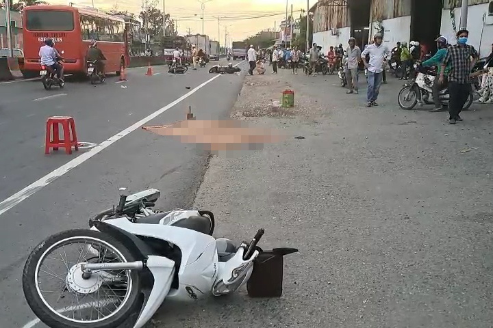 Nguoi dan ong thiet mang sau tai nan lien hoan tren quoc lo 1 hinh anh